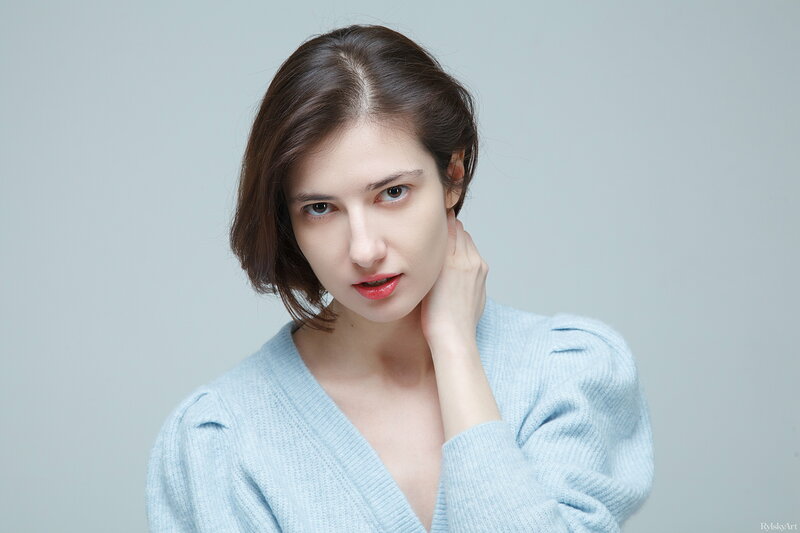 Павла, 20